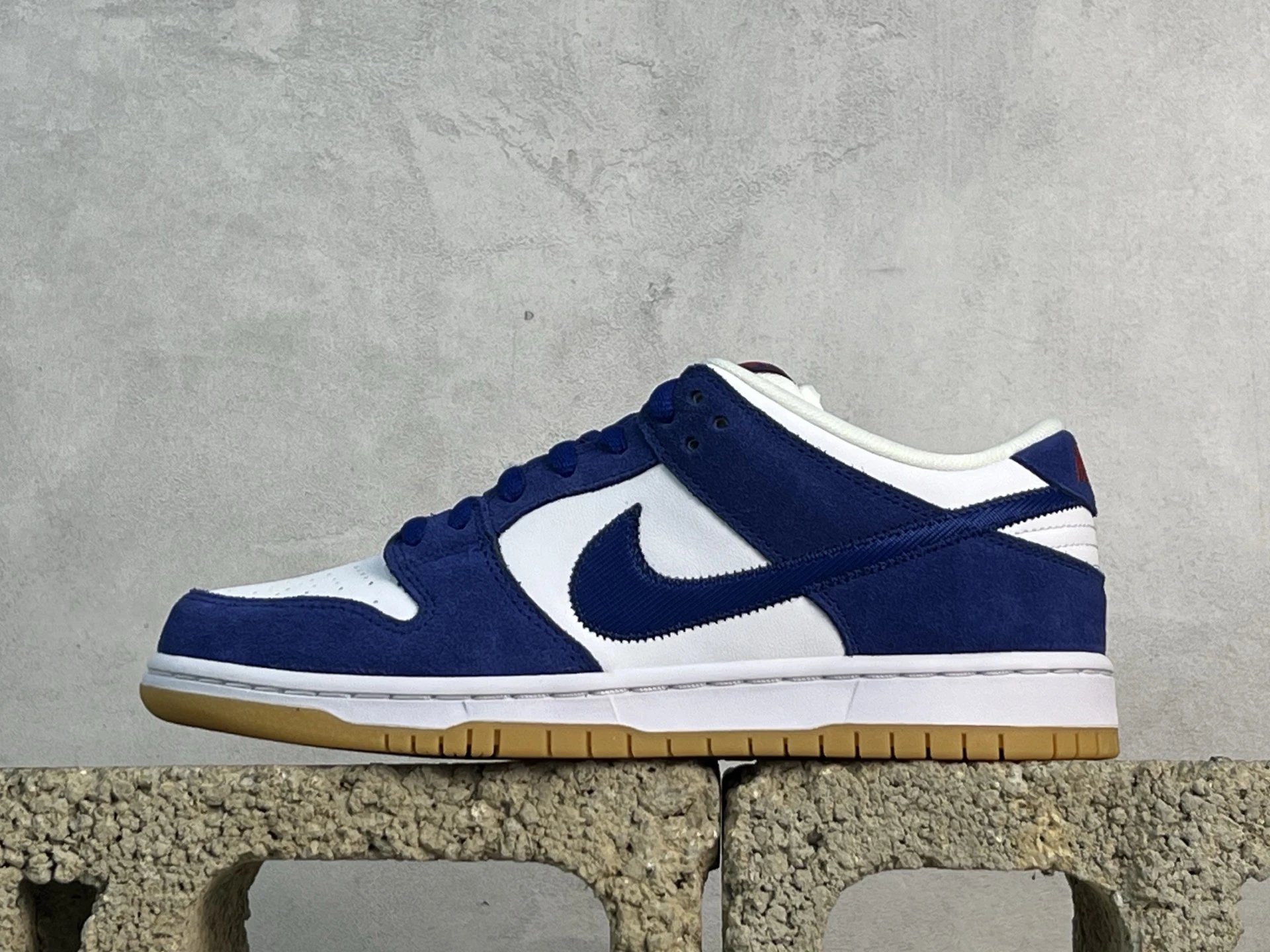 Dunk two-color G-Batch